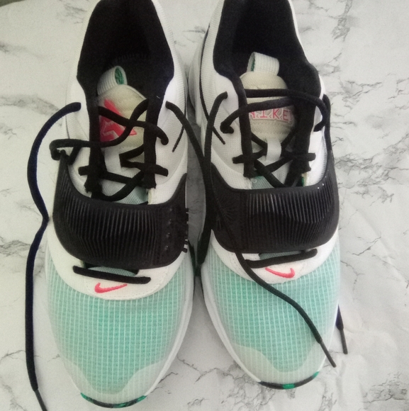 Men Nike Zoom Freaks 3 - Picture 2 of 6